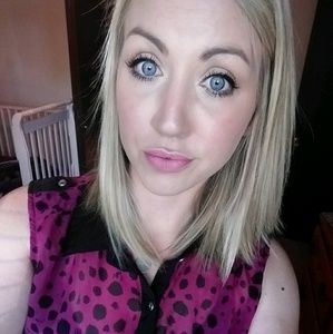 Meet your Posher, Ashley